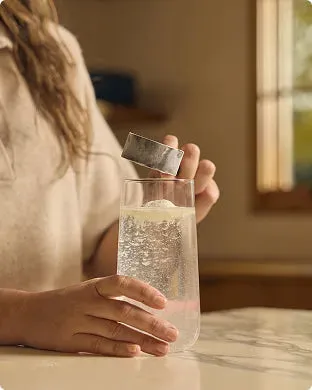 Adding water to Organic Hydration in a glass